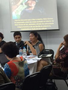 Advogada Joenia Wapichana coordena a roda de conversa 